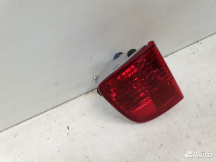 Фонарь противотуманный задний левый Toyota Land