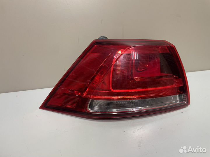 Фонарь задний левый Фольксваген Гольф 7