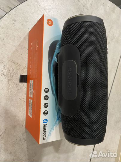 Портативная колонка JBL Charge 3