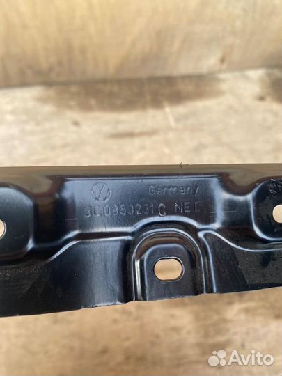 Кронштейн Volkswagen passat B6