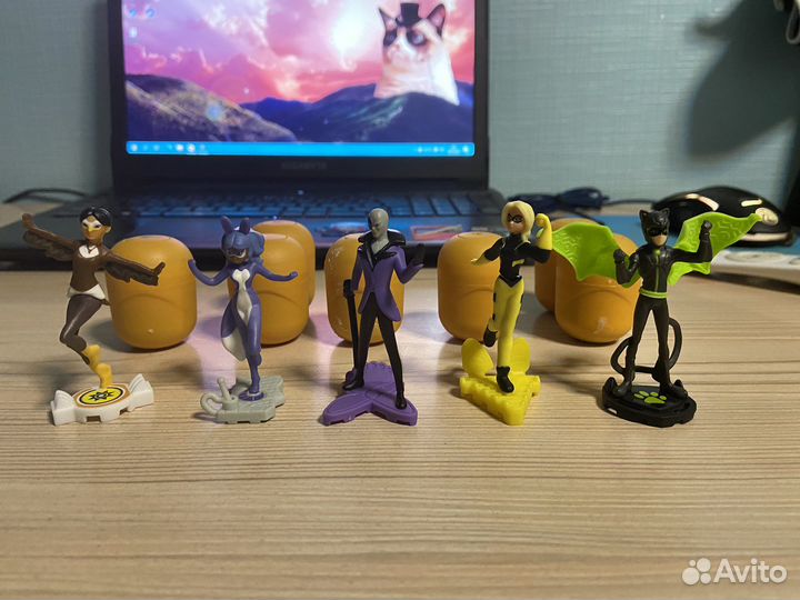 Киндер сюрприз - Леди Баг и Супер Кот