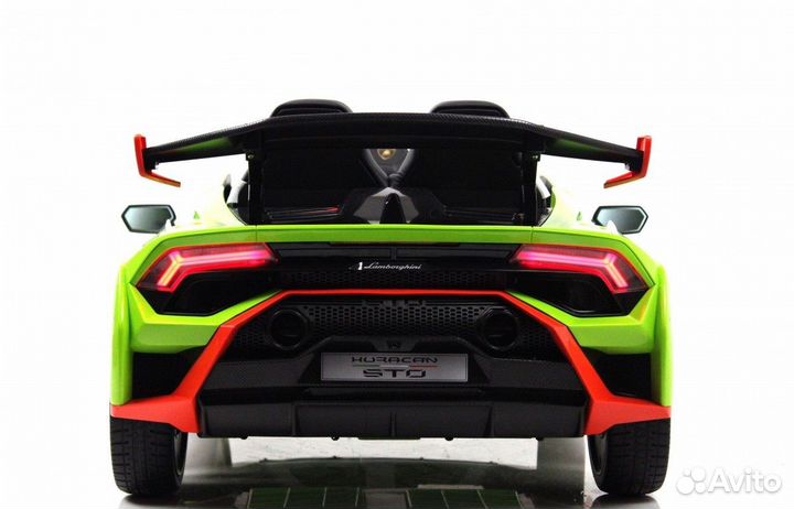 Электромобиль Lamborghini Huracn STO Green