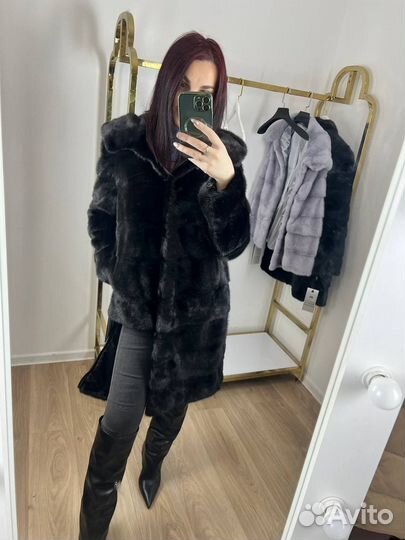 Шуба норковая с капюшоном новая