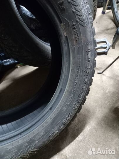 Nokian Tyres Hakkapeliitta 8 SUV 225/55 R18 103