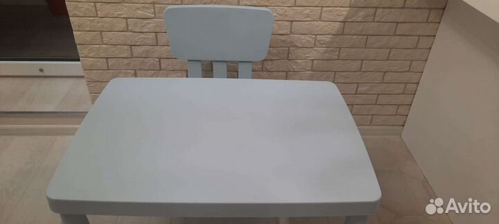 Детский стол и стул IKEA