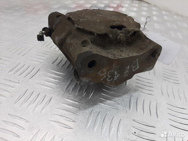 Суппорт задний левый для Peugeot-Citroen C5 1