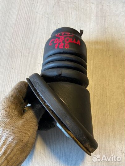 Пыльник рулевой колонки Toyota Corolla 180 1ZR-FE