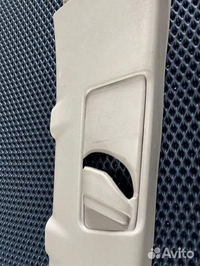 Обшивка стойки Toyota Land cruiser Prado