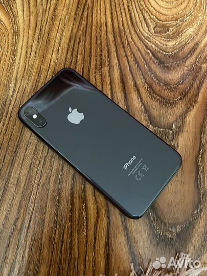 iPhone X, 64 ГБ