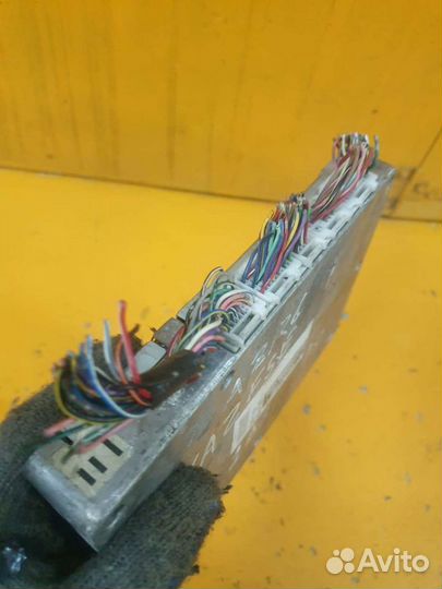 Блок управления двигателем двс 2.0 1azfse 1az fse