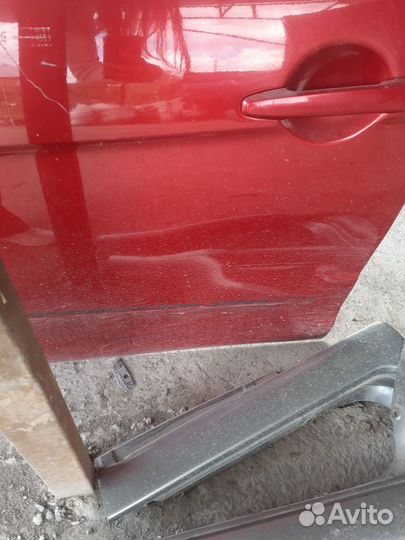 Дверь передняя левая на mitsubishi lancer 10