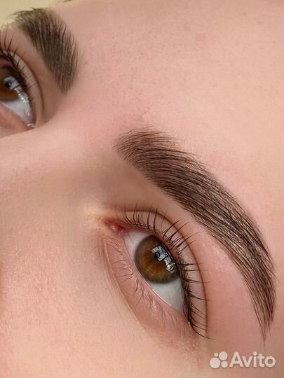 Окрашивание бровей и ламинирование ресниц