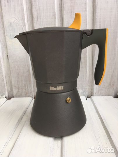 Гейзерная кофеварка Ibili