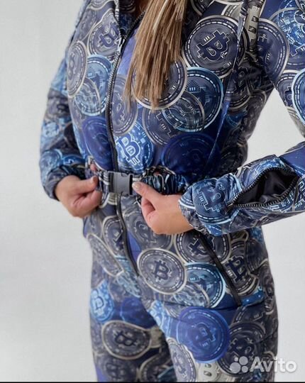 Горнолыжные комбинезоны