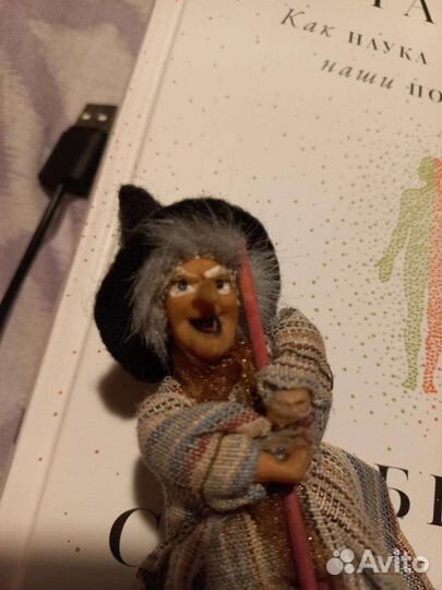 Коллекционная фигурка