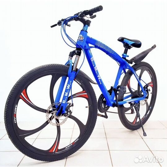 Велосипед на литых дисках. Новый