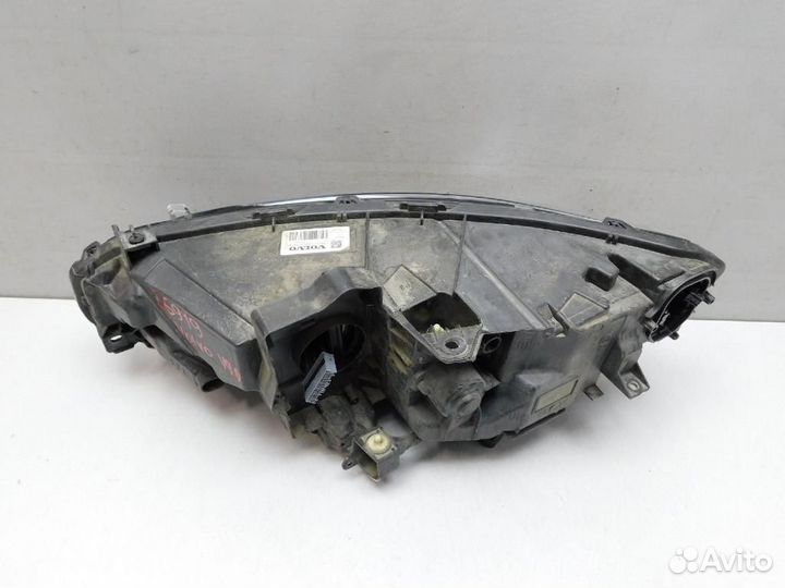 Фара правая Volvo V90/V90 Cross Country