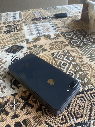 Мобильные телефоны бу iPhone 8 plus