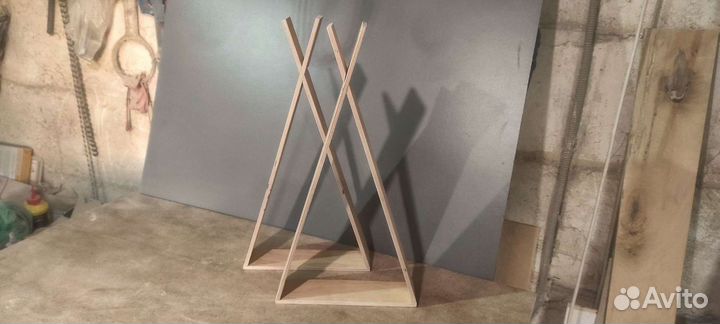 Полка настенная навесная