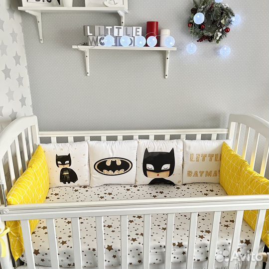 Бортики подушки в кроватку (новые )