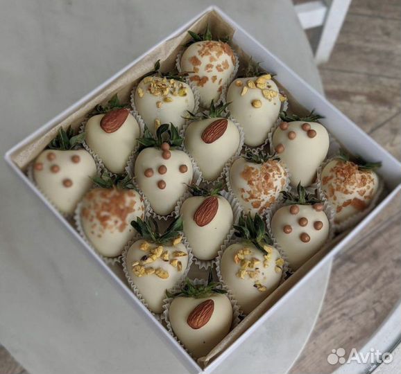 Клубника в шоколаде набор «Восторг» средний