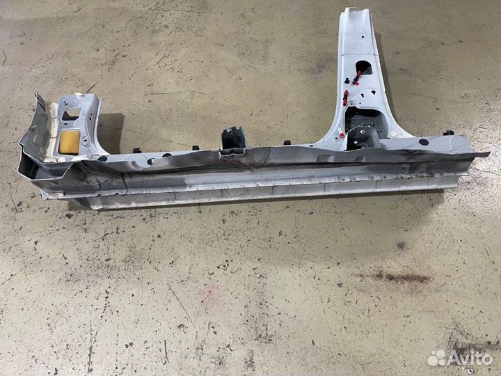 Порог кузова правый Toyota Caldina ST246 3S-GTE