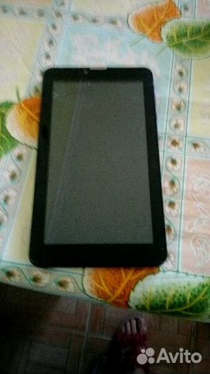 Продаю планшет Suprа немного не исправен,но можно
