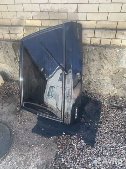 Багажнике 2114