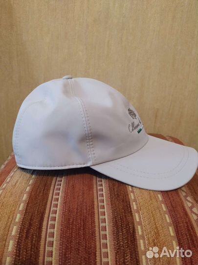 Бейсболка новая