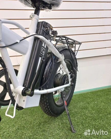 Электровелосипед GT V7