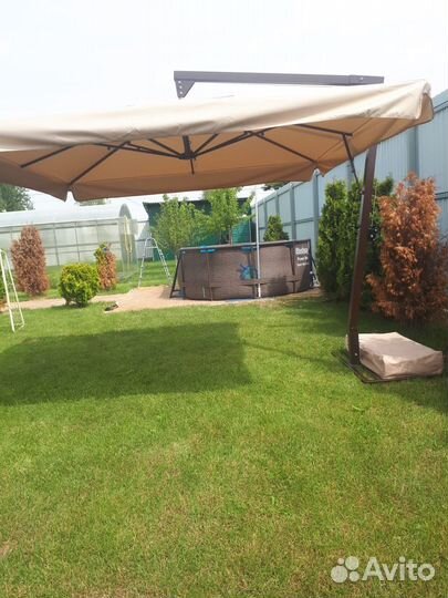 Зонт на боковой опоре 4х84