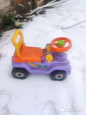 Машинка каталка толокар