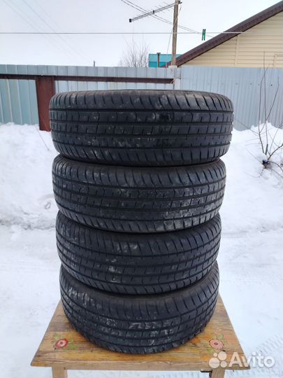 Doublestar Maximum DH03 215/60 R16