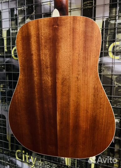Акустическая Гитара с Подключением (Индонезия)