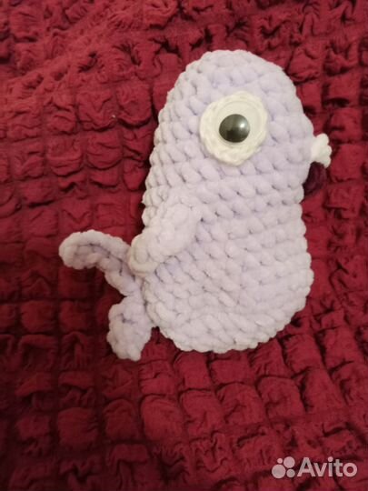 Попугай вязаный