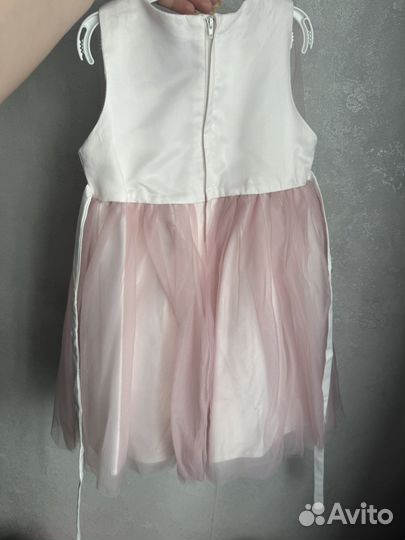 Платье на девочку 110