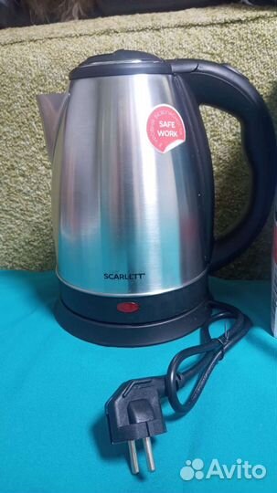 Чайник Scarlett SC-EK21S26, серебристый