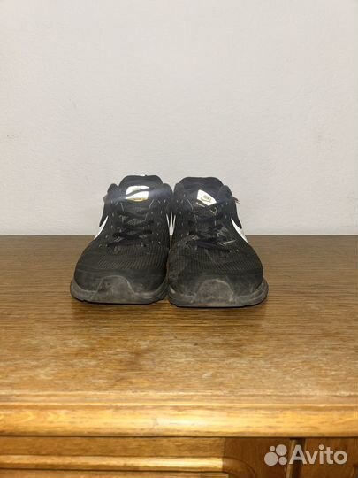 Беговые кроссовки nike