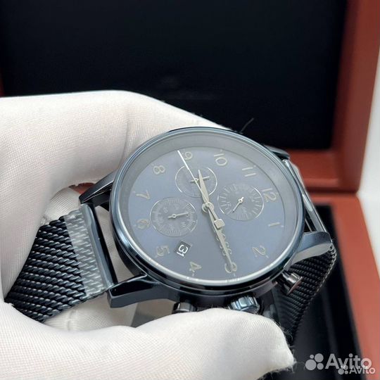 Мужские наручные часы Hugo Boss HB1513538