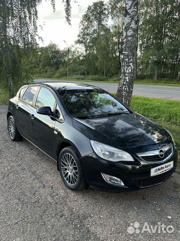 Opel Astra 1.6 MT, 2011, 137 700 км с пробегом, цена 800000 руб.