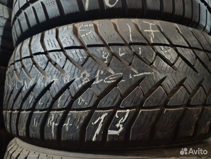 Goodyear UltraGrip Performance 235/55 R17 V