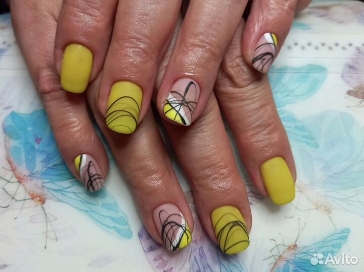 Маникюр и педикюр