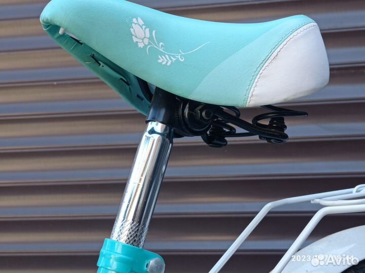 Продам детский велосипед для девочки