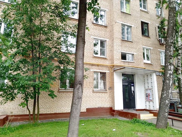 Доля в квартире-студии, 10,5 м², 1/9 эт.