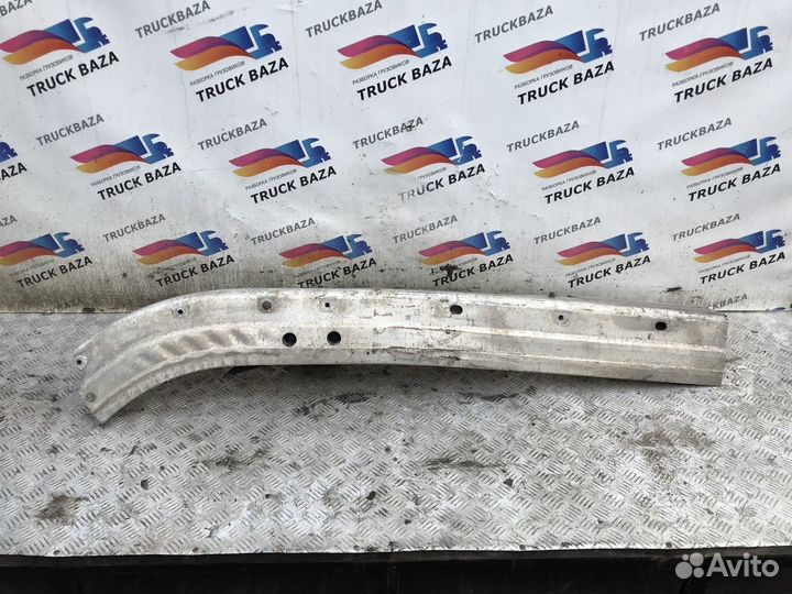 Усилитель бампера Volvo FH