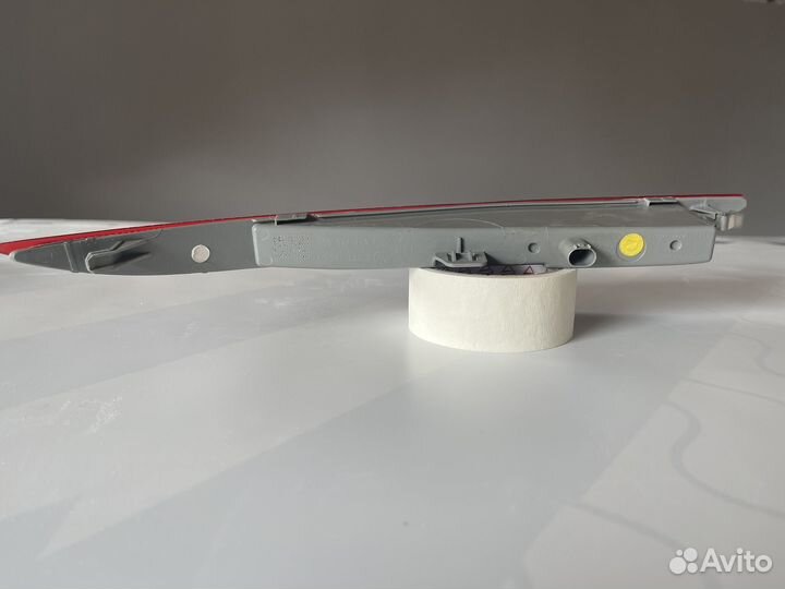 Задний противотуман. фонарь/отражатель левый Bmw