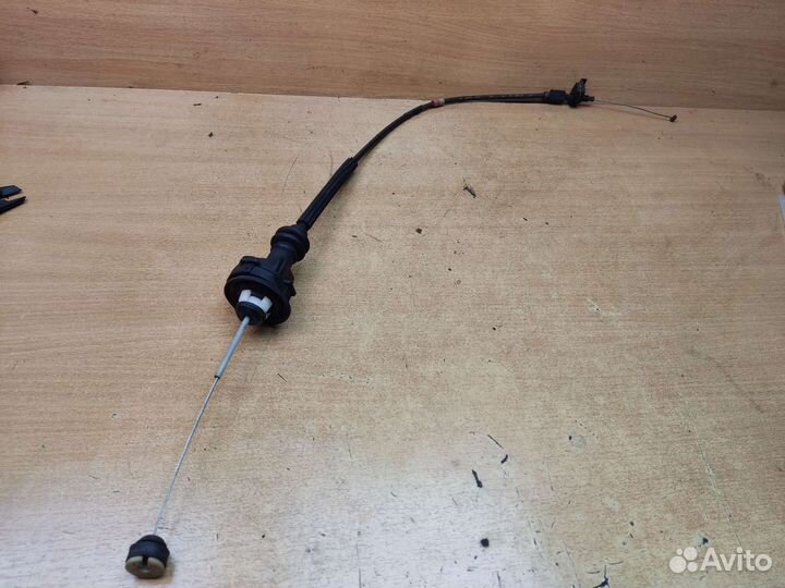 Тросик газа, Volvo 850