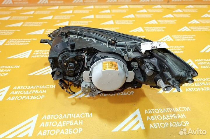 Фара правая Subaru Outback B13 (2003-2006)