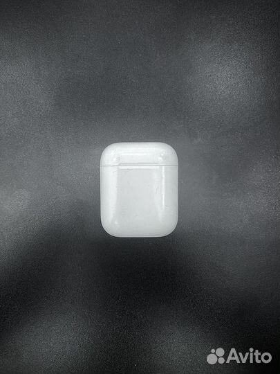 Оригинальный кейс Airpods 2