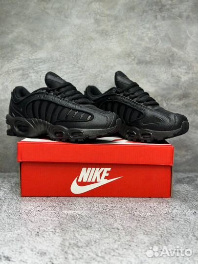 Кроссовки Nike Air Max Tailwind 4